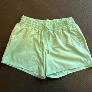 Field & Stream-brand Women’s Cargo Shorts
